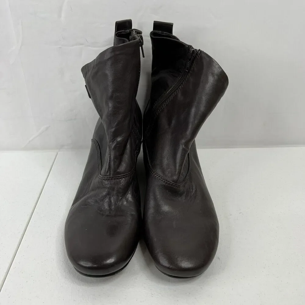 Nine West Size 11 Tulia Leather Wedge Bootie Ankle Boots Shoes Buckle Detail - Picture 4 of 10